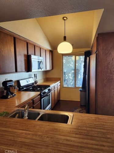 1665 Aspen Village Way, West Covina, CA 91791-3103