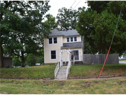 1311 Grant St, Wiscotta, IA 50233-2002