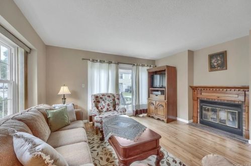 49 Matthews Ln, Washingtonville NY  10992-1202 exterior