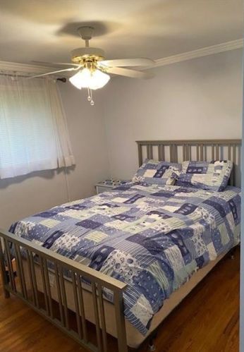 350 Springwood Dr, Verona PA  15147-2622 exterior