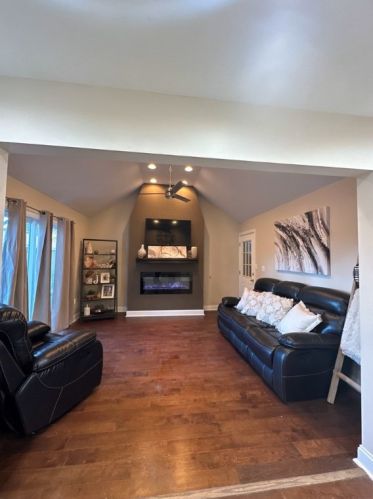 313 Fairmont Ave, New Castle PA  16105-1911 exterior