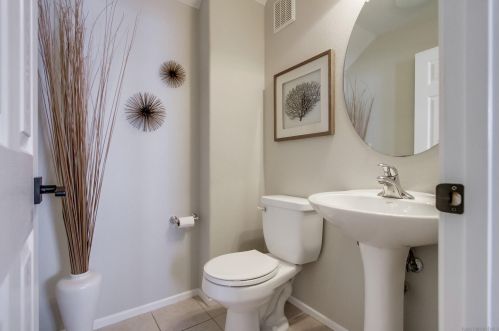 3147 Via Puerta, Carlsbad CA  92009-6081 exterior