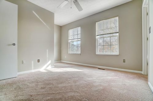 122 Wyckshire Dr, Pataskala OH  43062-7345 exterior