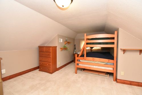 4145 92, Milwaukee WI 53228-2131 exterior