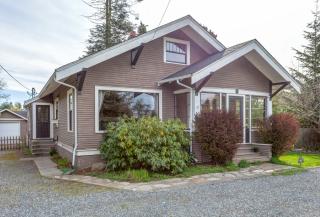 5502 Dr, Bellingham WA  98226-9018 exterior