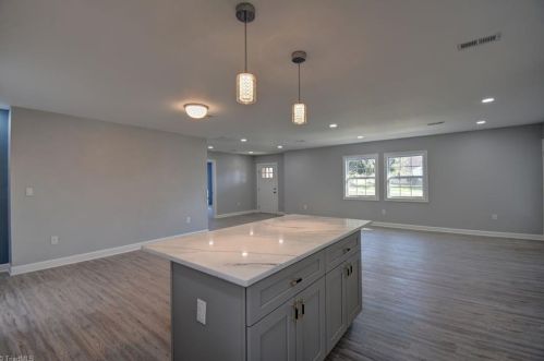 309 Holly Hill Rd, Thomasville NC  27360-5821 exterior