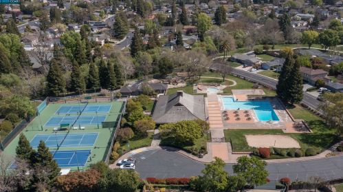 124 Greenbrook Ct, Danville CA  94526-5251 exterior