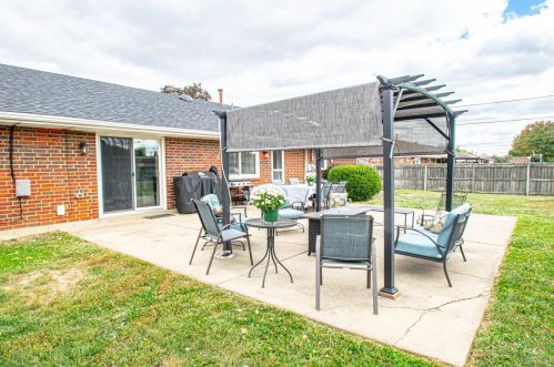 532 Unger Ave, Englewood OH 45322-2029 exterior