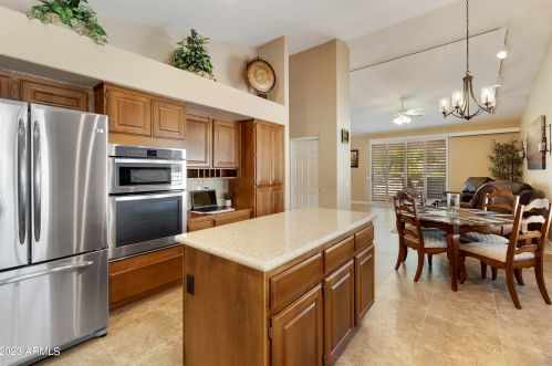 8928 Mossy Rock Ct, Chandler, AZ 85248-9011