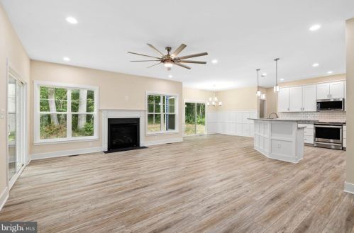 128 Saylers Creek Rd, Locust Grove, VA 22508-5130