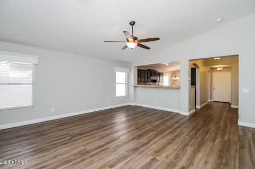 6213 Encinas Ln, Phoenix AZ  85043-1911 exterior