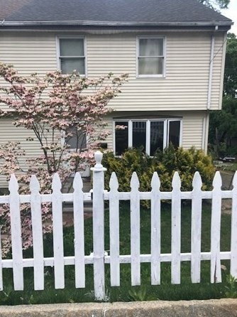 114 Eastern Ave, Worcester, MA 01605-2940