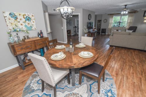 302 Keeneland Dr, Newport KY  41075-4071 exterior