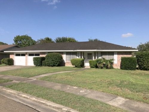 104 Milton St, Victoria, TX 77901-4438