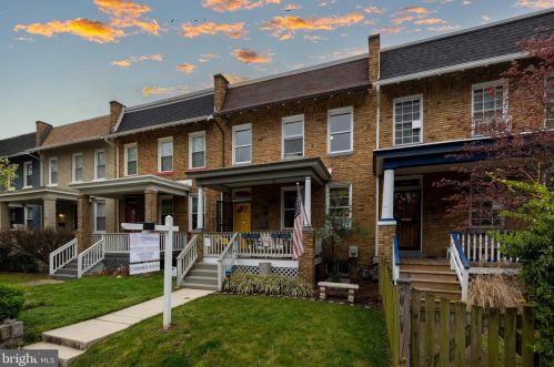 422 17th St, Washington, DC 20003-2401