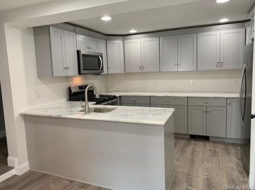 23 Wallkill Ave, Montgomery, NY 12549-1117