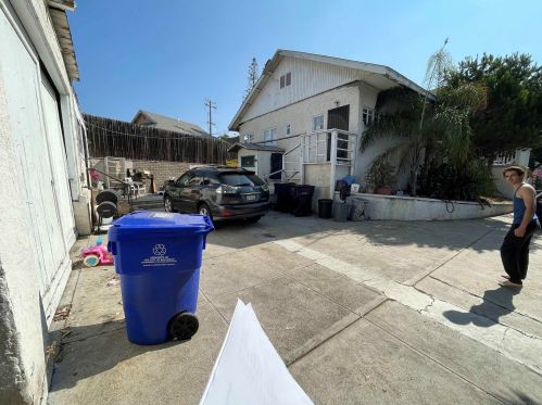 305 San Ysidro Blvd, San Diego, CA 92173-2407