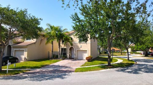 4159 Lake Tahoe Cir, West Palm Beach, FL 33409-7876