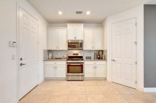 9516 Royal Poinciana Dr, Port Saint Lucie FL  34987-2506 exterior