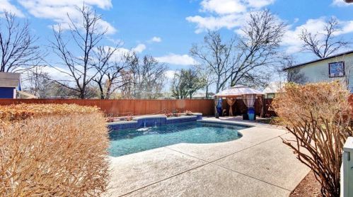 1601 Forest St, Georgetown TX  78626-6724 exterior