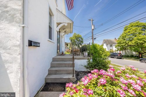130 Pennsylvania Ave, Downingtown, PA 19335-2614