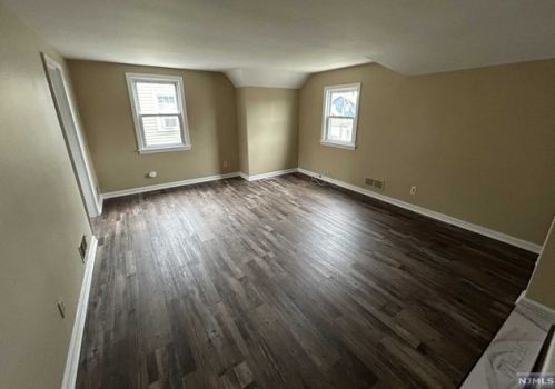 61 Ekings Ave, Paterson NJ  07506-1149 exterior