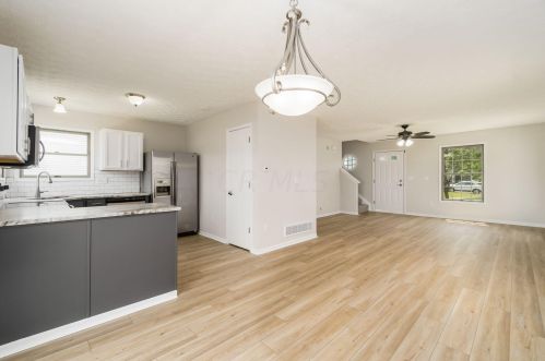 7720 Solomen Run Dr, Blacklick OH  43004-9083 exterior