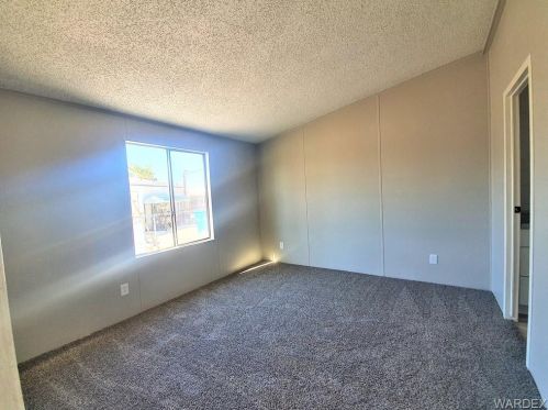 1801 Wendell Ave, Bullhead City AZ  86442-8148 exterior