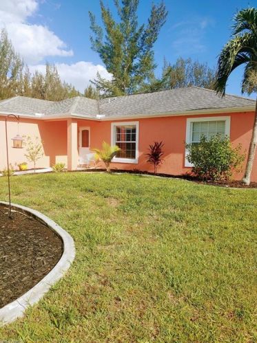2626 11th Ter, Cape Coral, FL 33993-5700