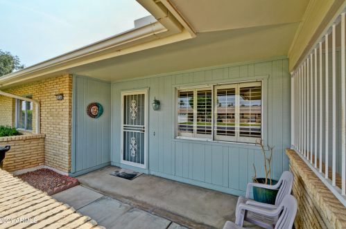 10246 105th Dr, Sun City, AZ 85351-4416