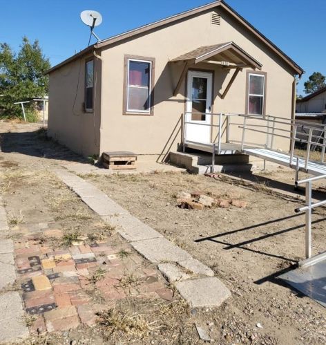 1919 12th St, Pueblo, CO 81003-1298