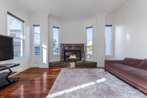 23111 Audrey Ave, Torrance CA  90505-3740 exterior