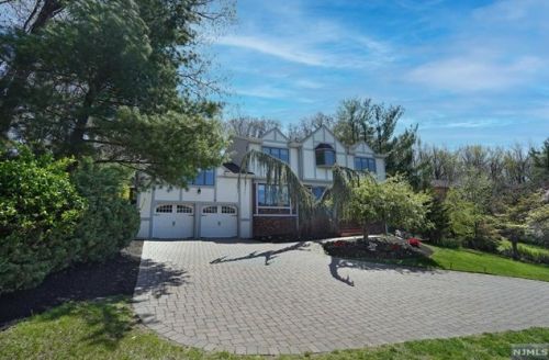 479 Adele Ct, Englewood, NJ 07631-4726