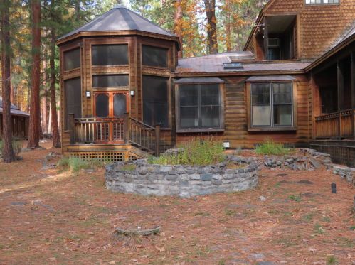 476 Genesee Indian Creek Rd, Taylorsville, CA 95983-9724