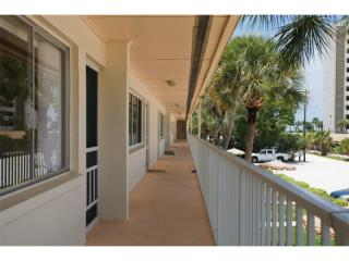 5950 Midnight Pass Rd, Sarasota FL  34242-8708 exterior