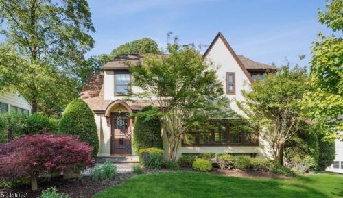 315 End Rd, South Orange, NJ 07079-1445