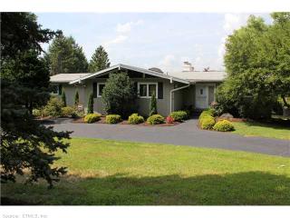606 Grassy Hill Rd, Orange, CT 06477-2316