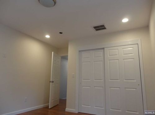 72 Brk Ave, Englewood NJ  07631-1735 exterior