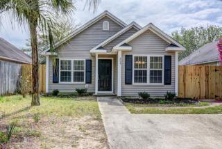 808 Summertree Ln, Wilmington NC  28412-3055 exterior
