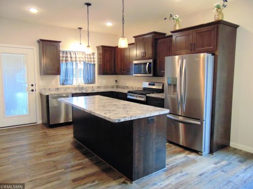 1552 Elm St, Spectacle Lake MN  55008-2524 exterior