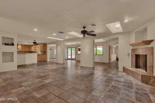 9833 Desert Cove Ave, Scottsdale AZ  85260-6219 exterior