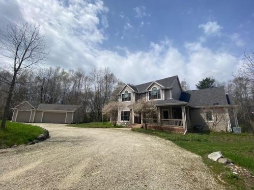 6582 Silver Shores Dr, Cedar Grove, WI 53013-1578