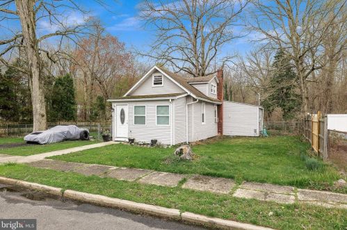 617 2nd Ave, West Deptford NJ  08096-6613 exterior