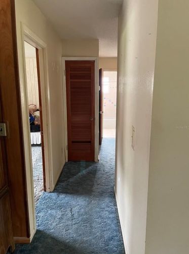 3704 Clubhouse Rd, Lakeland, FL 33812-4006