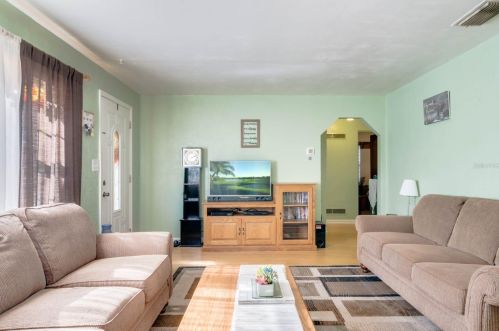 140 Debary Dr, De Bary FL 32713-3460 exterior