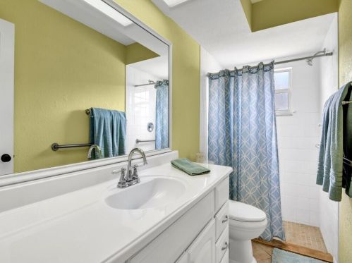 495 24th Ave, Vero Beach FL  32962-1309 exterior