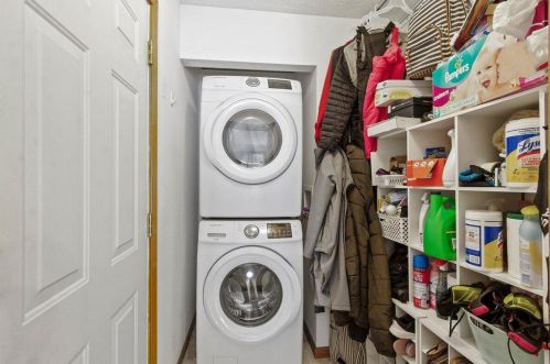 401 Highview Dr, Bellefontaine OH  43311-9145 exterior