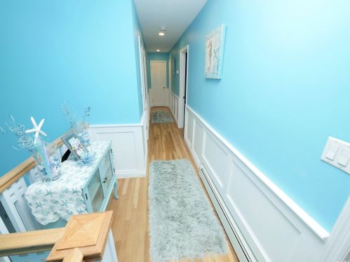 10 Marc Dr, Panamoka NY  11961-2103 exterior