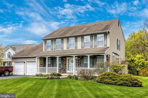 309 Williams Cir, Collegeville PA  19473-2344 exterior