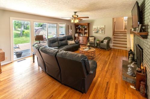 14 Hadley Rd, Cincinnati, OH 45218-1415